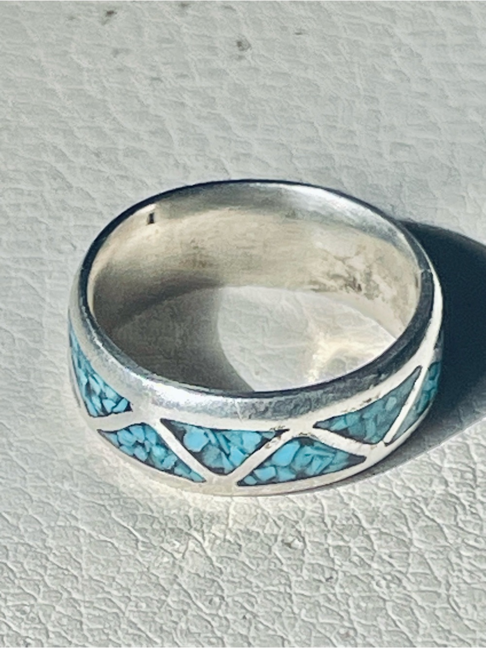 VTG Native American Southwest
Crushed Turquoise Sterling Silver Ring
Sz 8.5 6 G